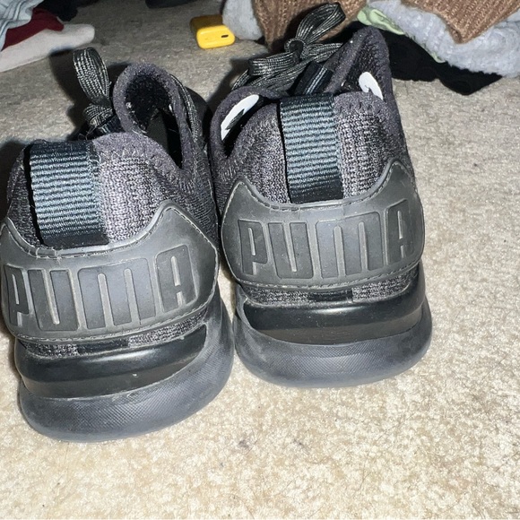 Lightly Worn Women’s Puma 7.5 Running Shoe - Picture 3 of 4